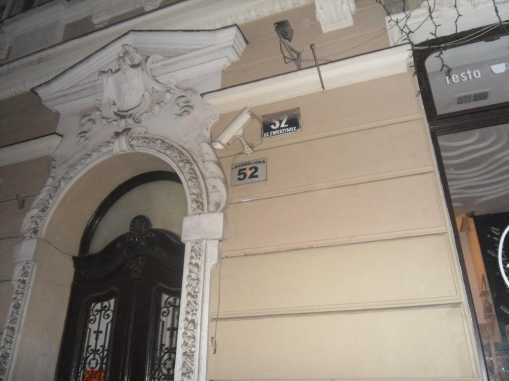 Zdjęcie przed zamalowaniem