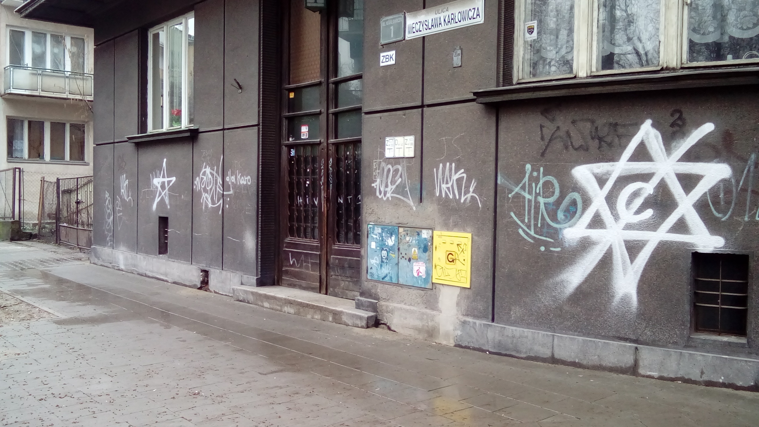 Zdjęcie przed zamalowaniem