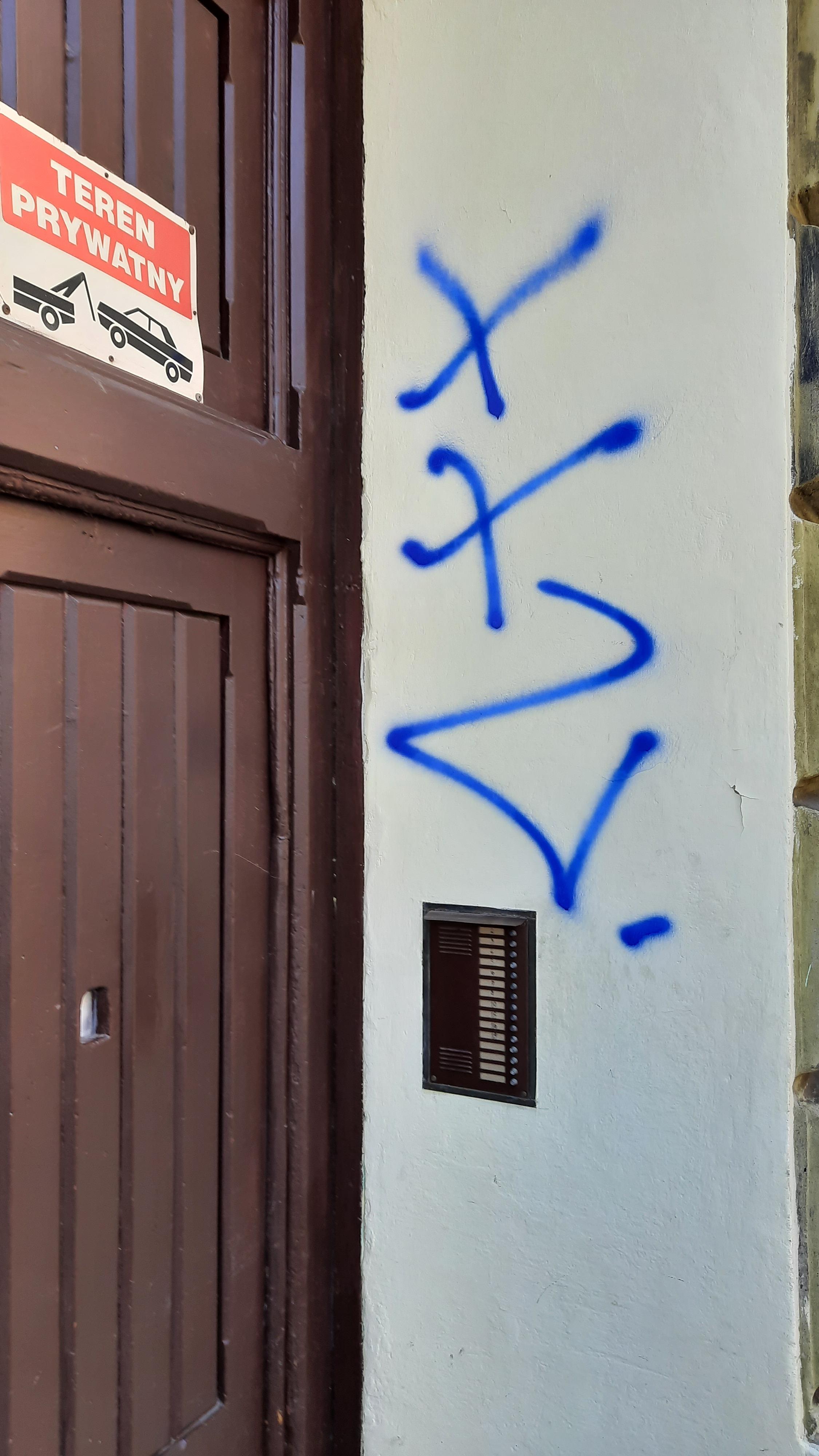 Zdjęcie przed zamalowaniem