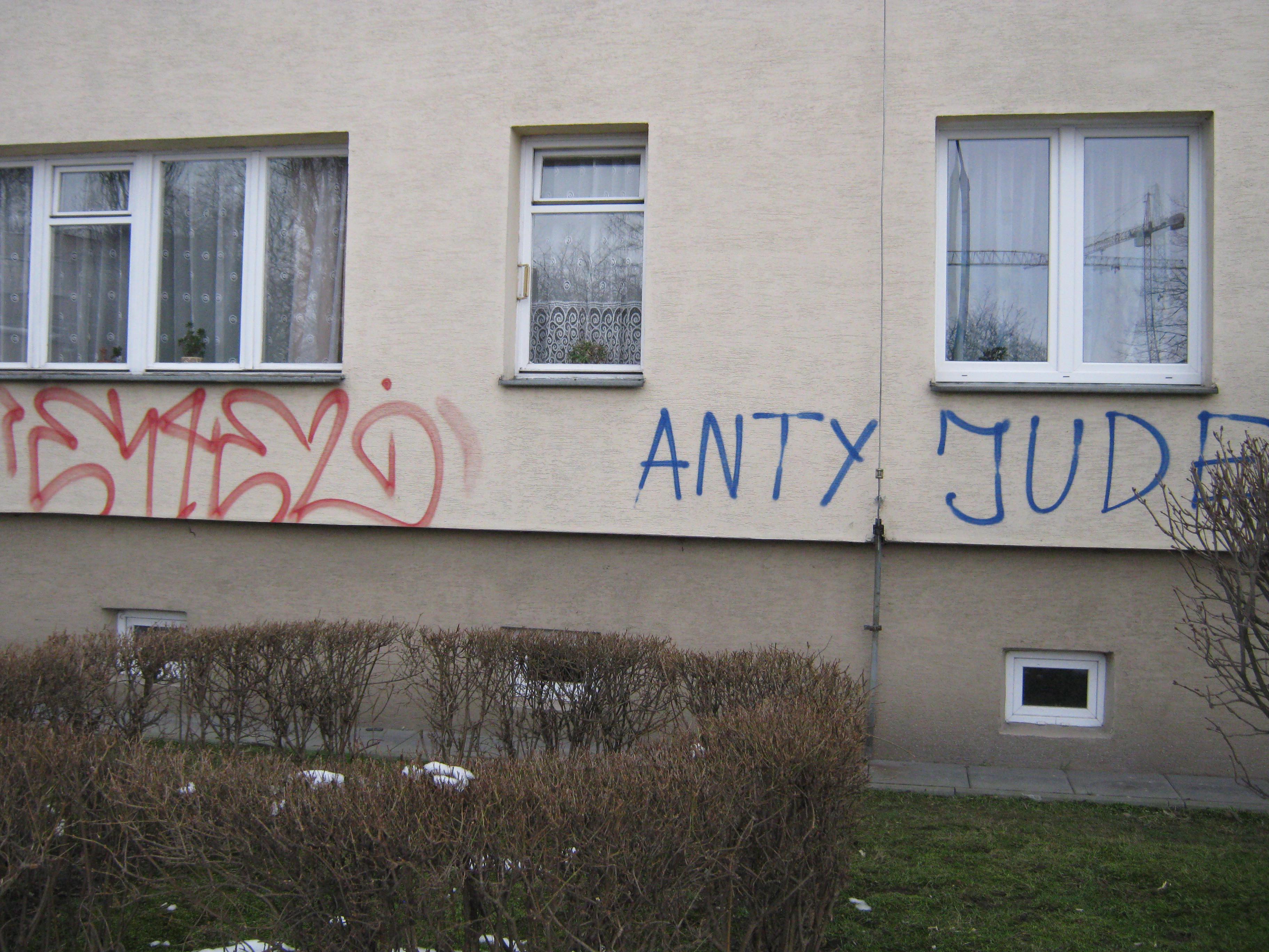 Zdjęcie przed zamalowaniem