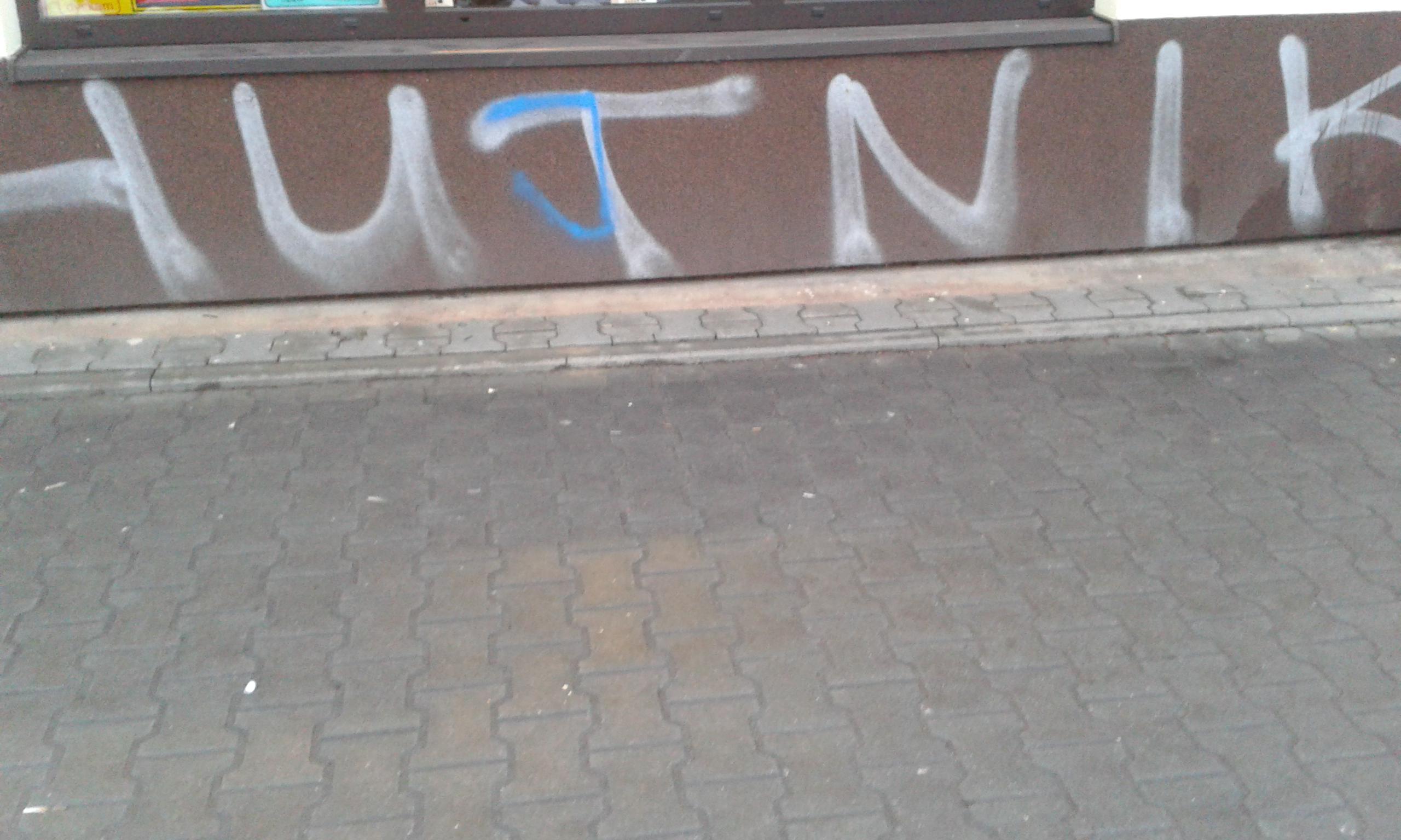 Zdjęcie przed zamalowaniem