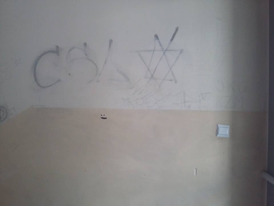 Zdjęcie przed zamalowaniem