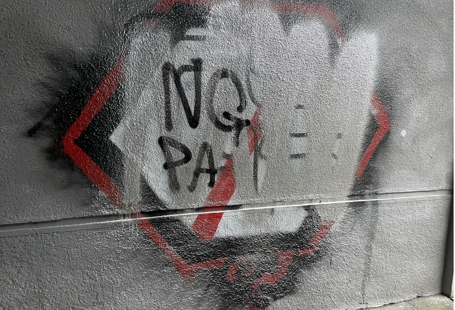 Zdjęcie przed zamalowaniem