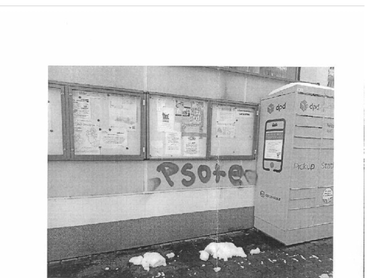 Zdjęcie przed zamalowaniem