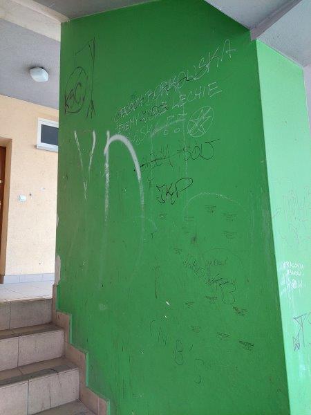 Zdjęcie przed zamalowaniem