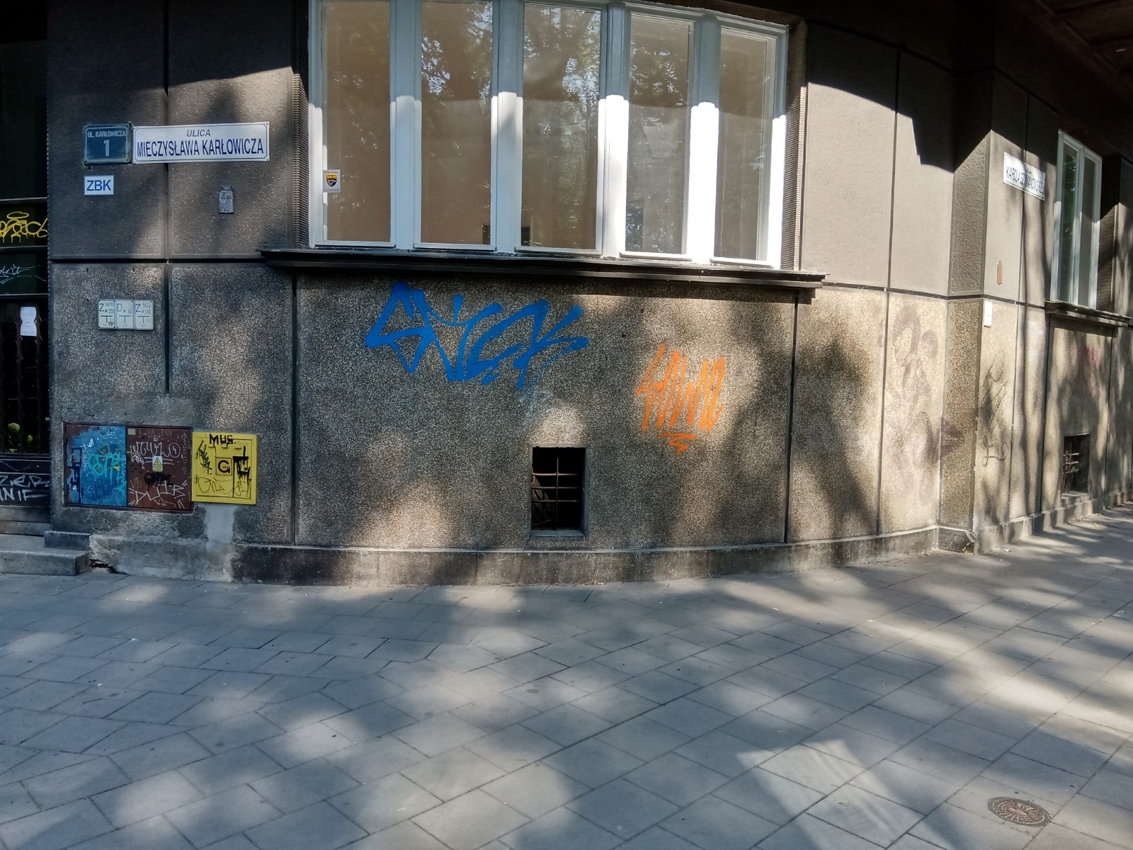 Zdjęcie przed zamalowaniem