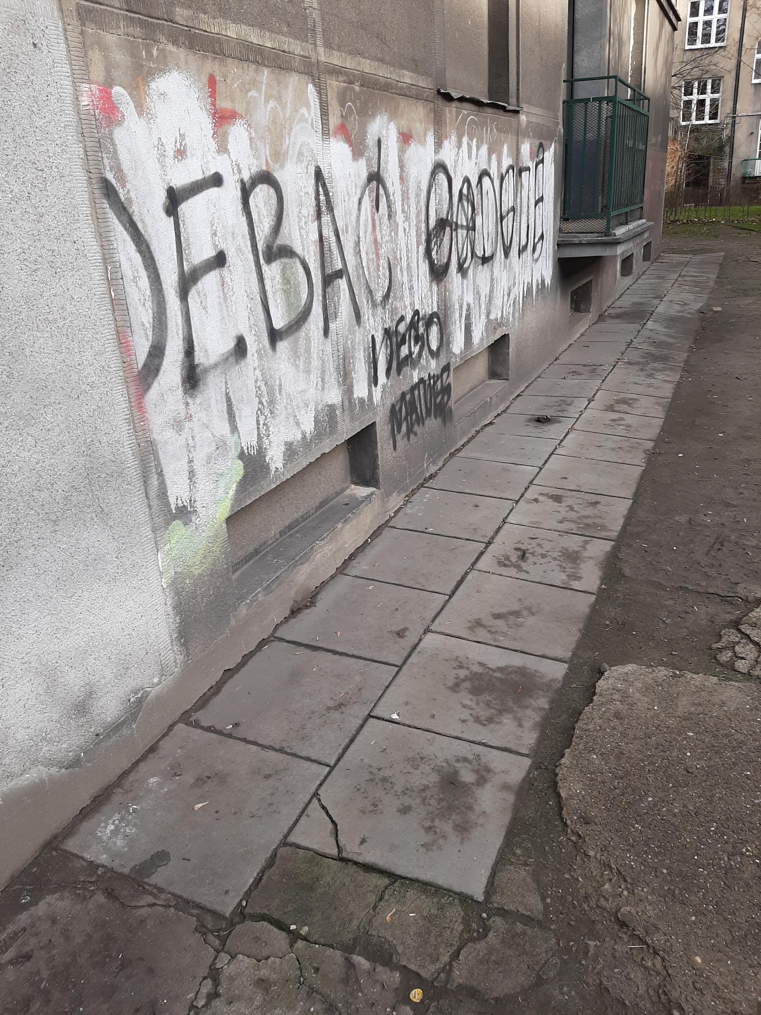 Zdjęcie przed zamalowaniem