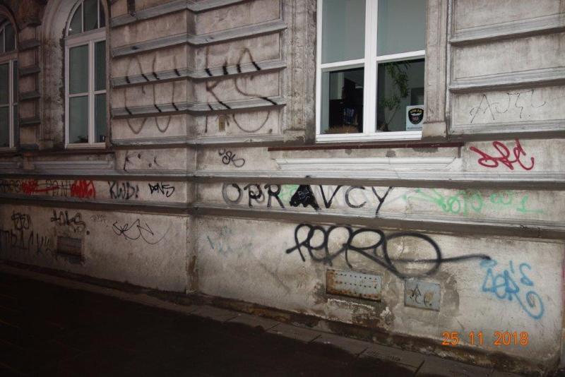 Zdjęcie przed zamalowaniem