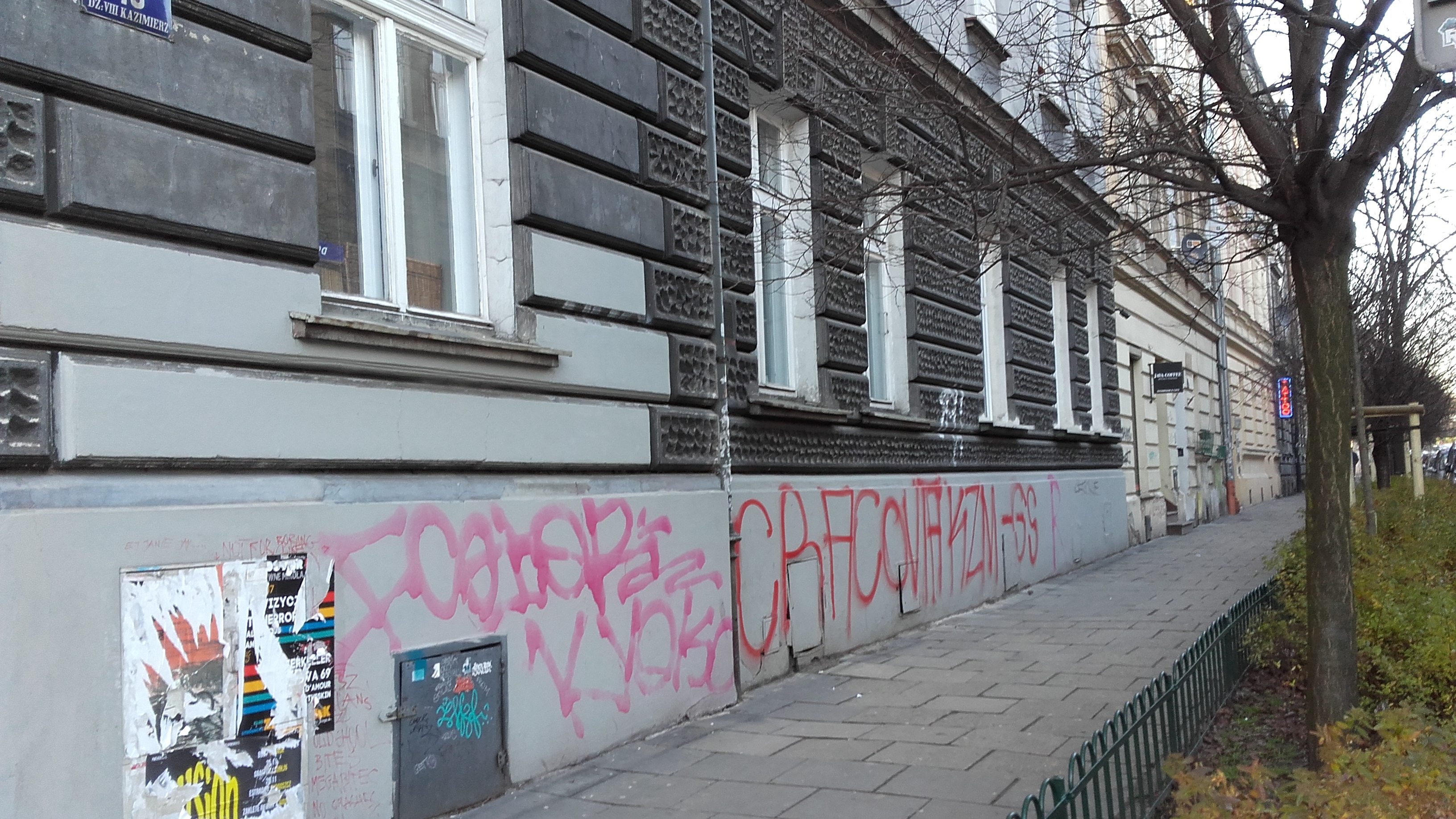 Zdjęcie przed zamalowaniem