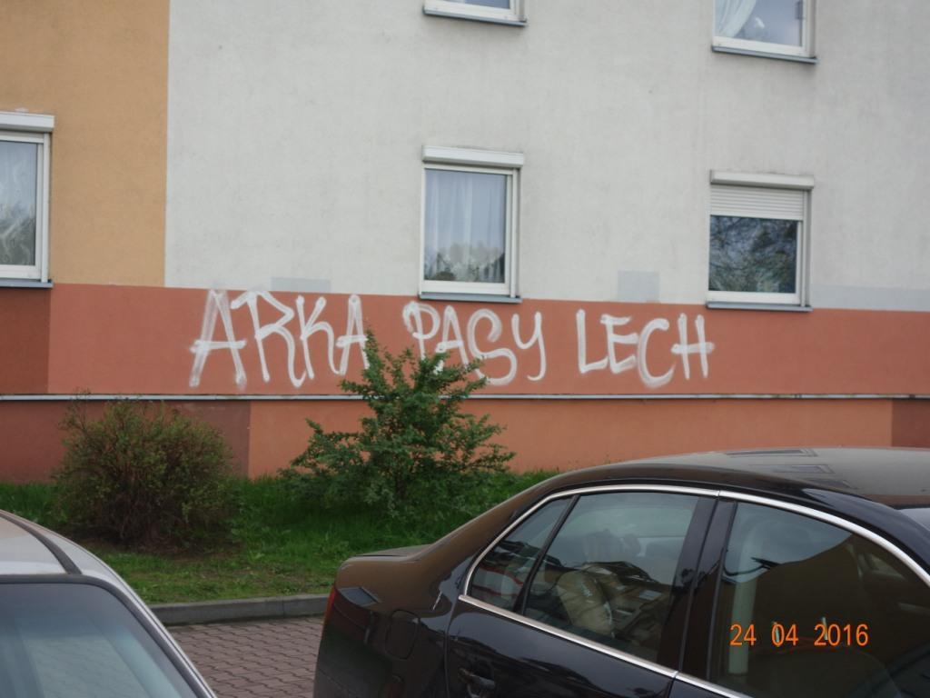 Zdjęcie przed zamalowaniem