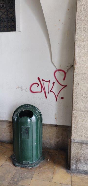 Zdjęcie przed zamalowaniem