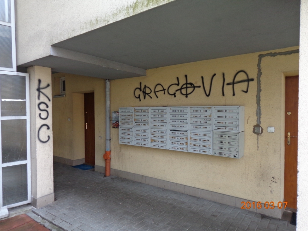 Zdjęcie przed zamalowaniem