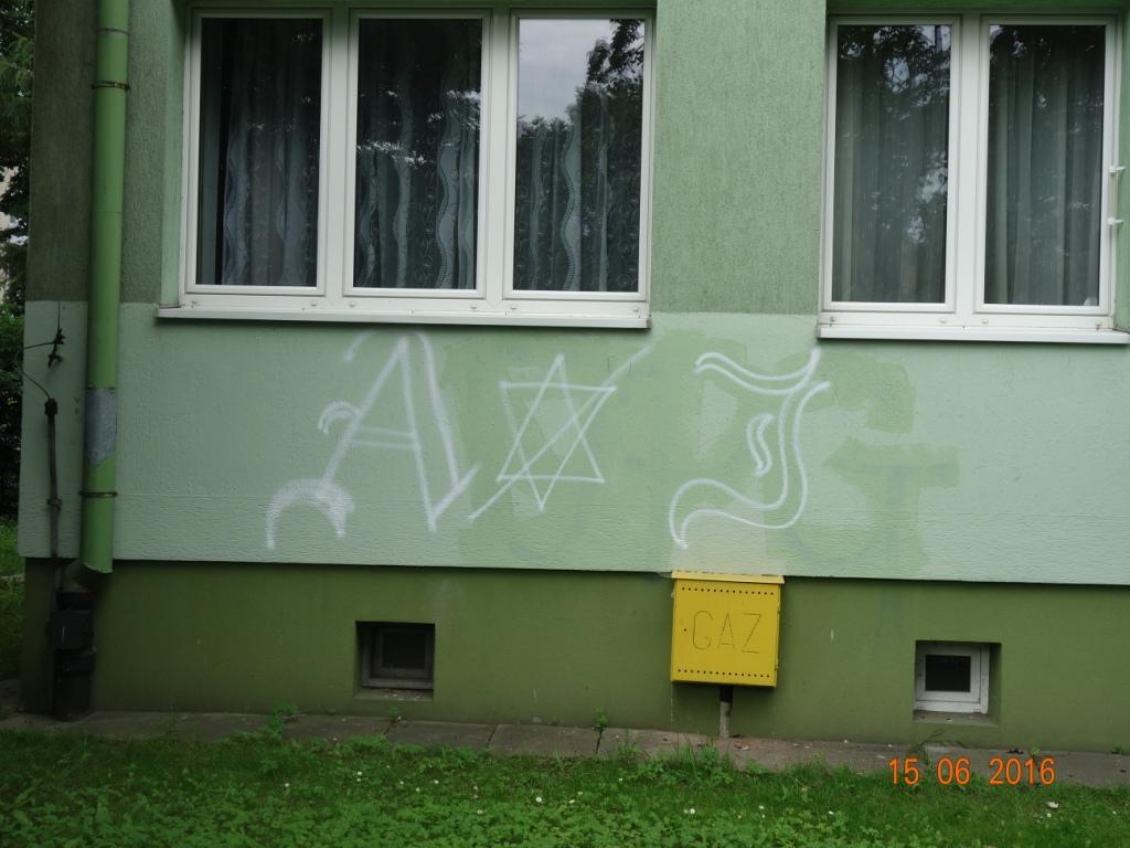 Zdjęcie przed zamalowaniem