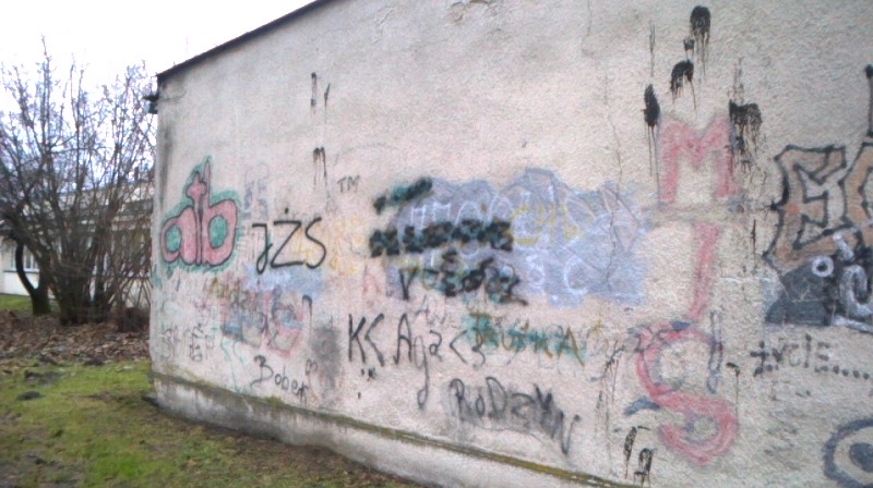 Zdjęcie przed zamalowaniem