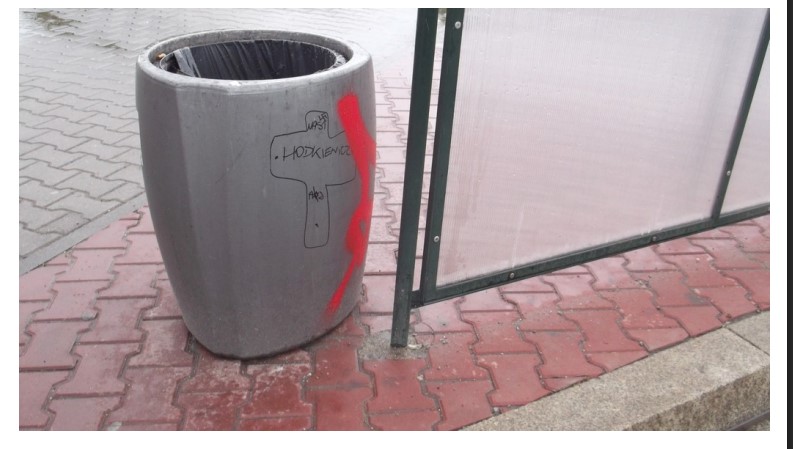 Zdjęcie przed zamalowaniem