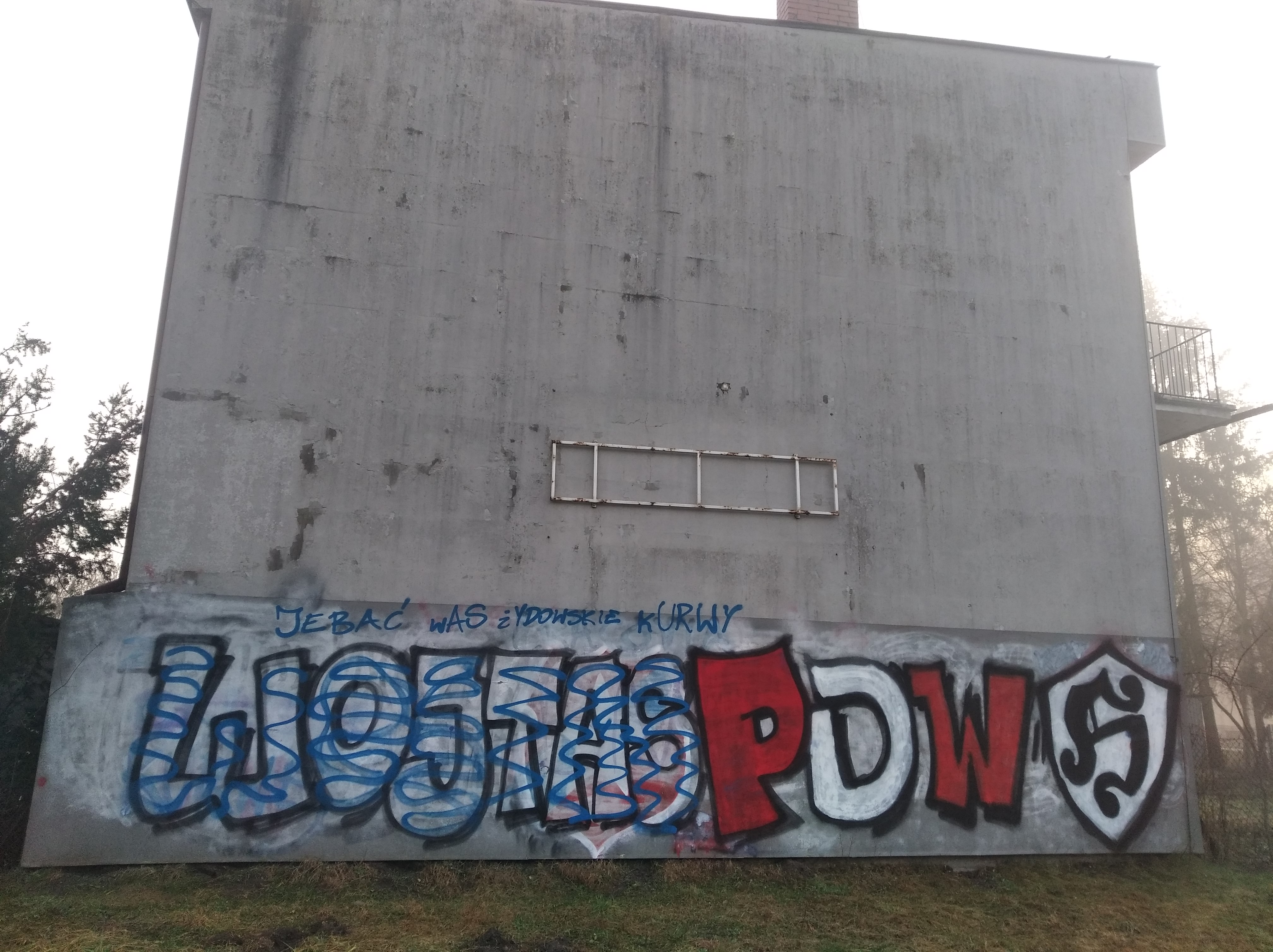 Zdjęcie przed zamalowaniem