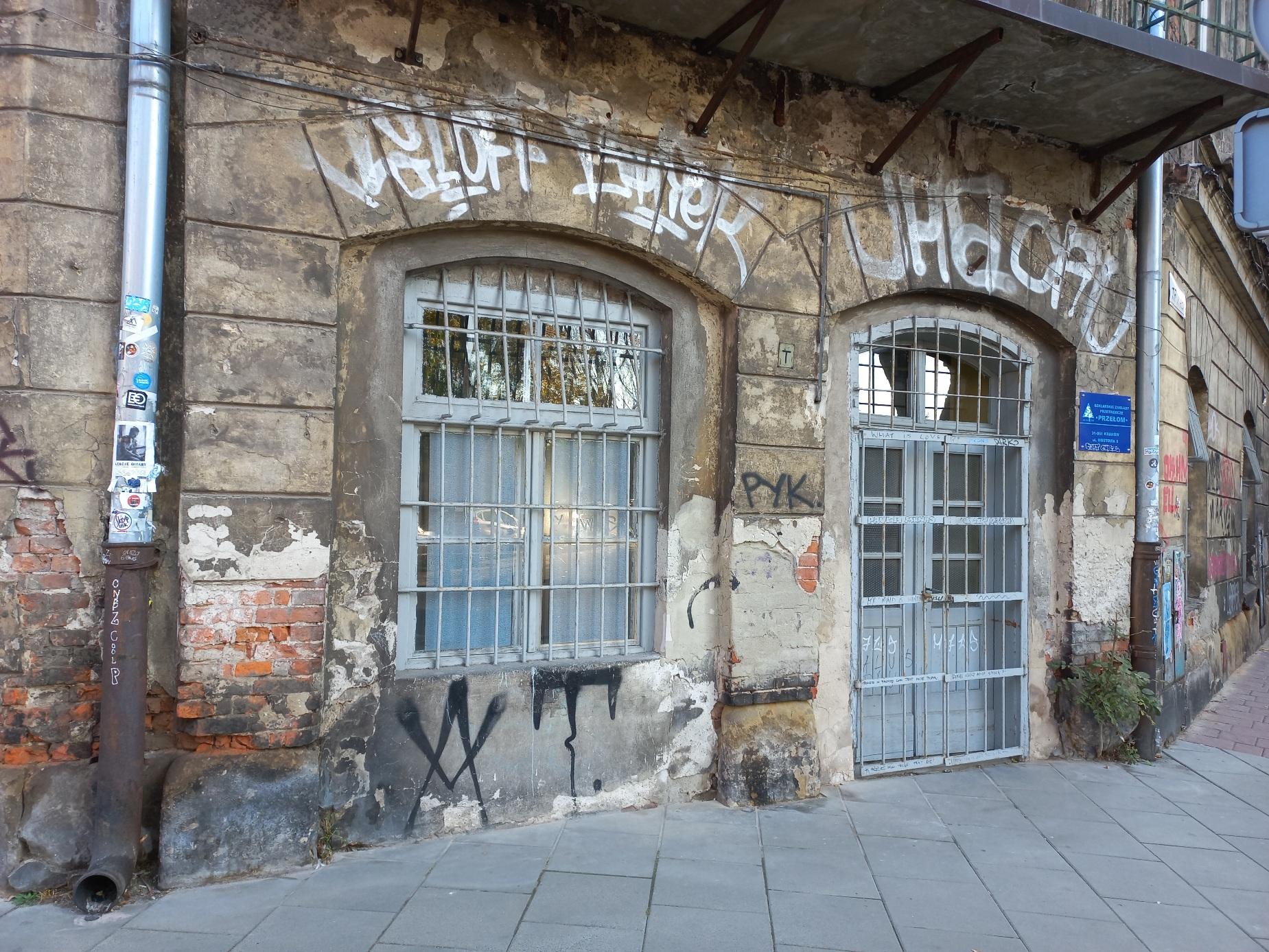 Zdjęcie przed zamalowaniem