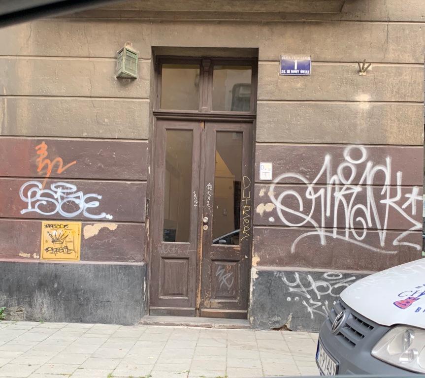 Zdjęcie przed zamalowaniem