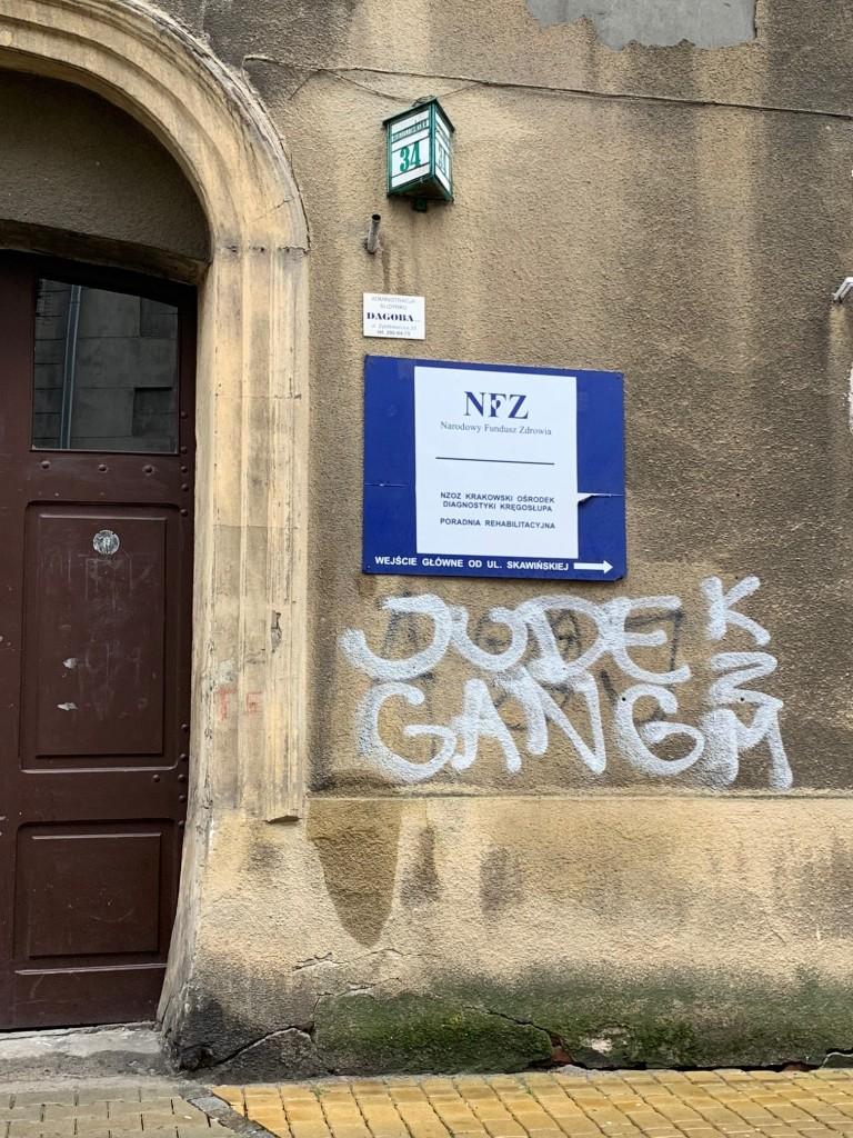 Zdjęcie przed zamalowaniem