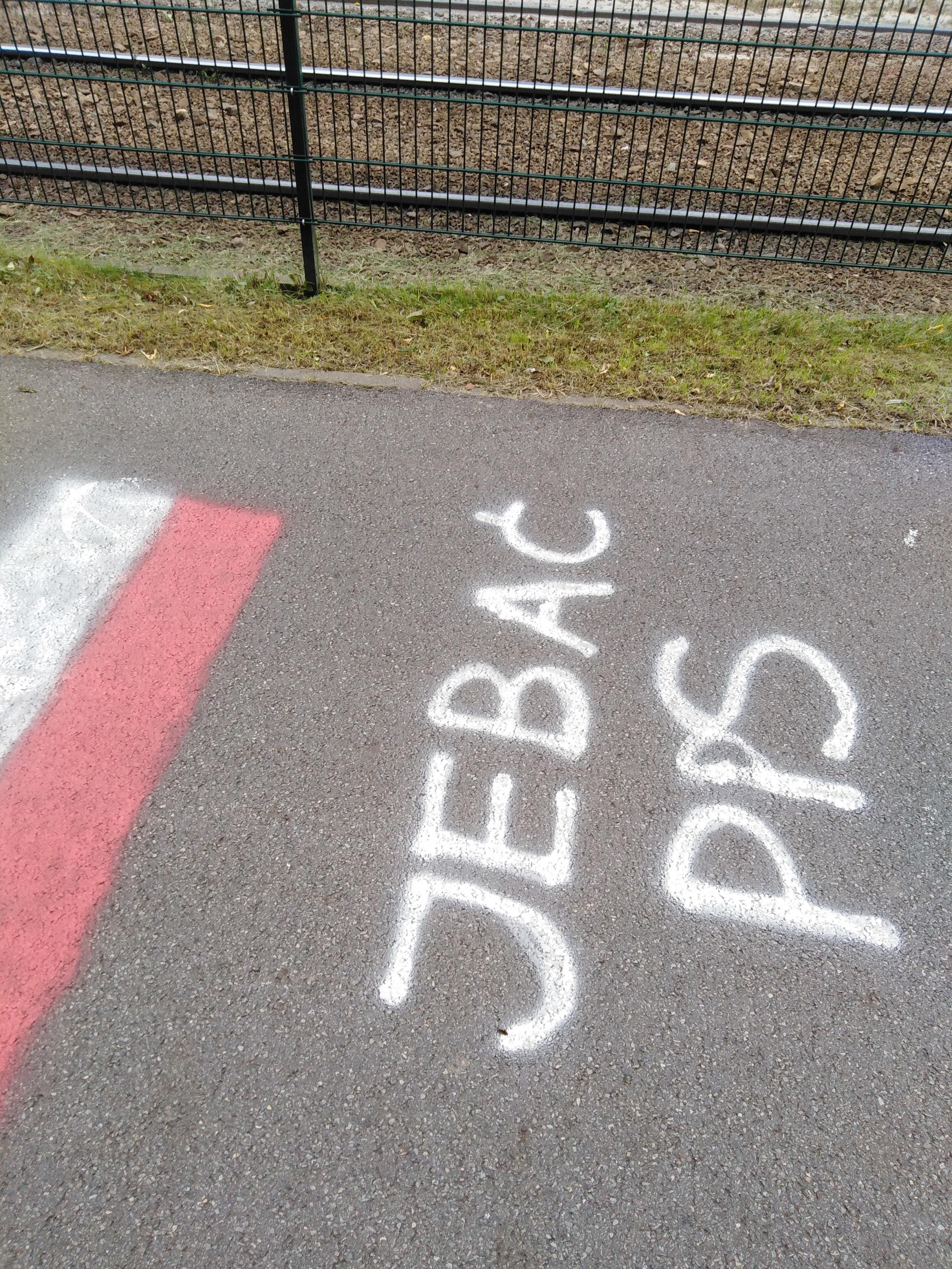 Zdjęcie przed zamalowaniem