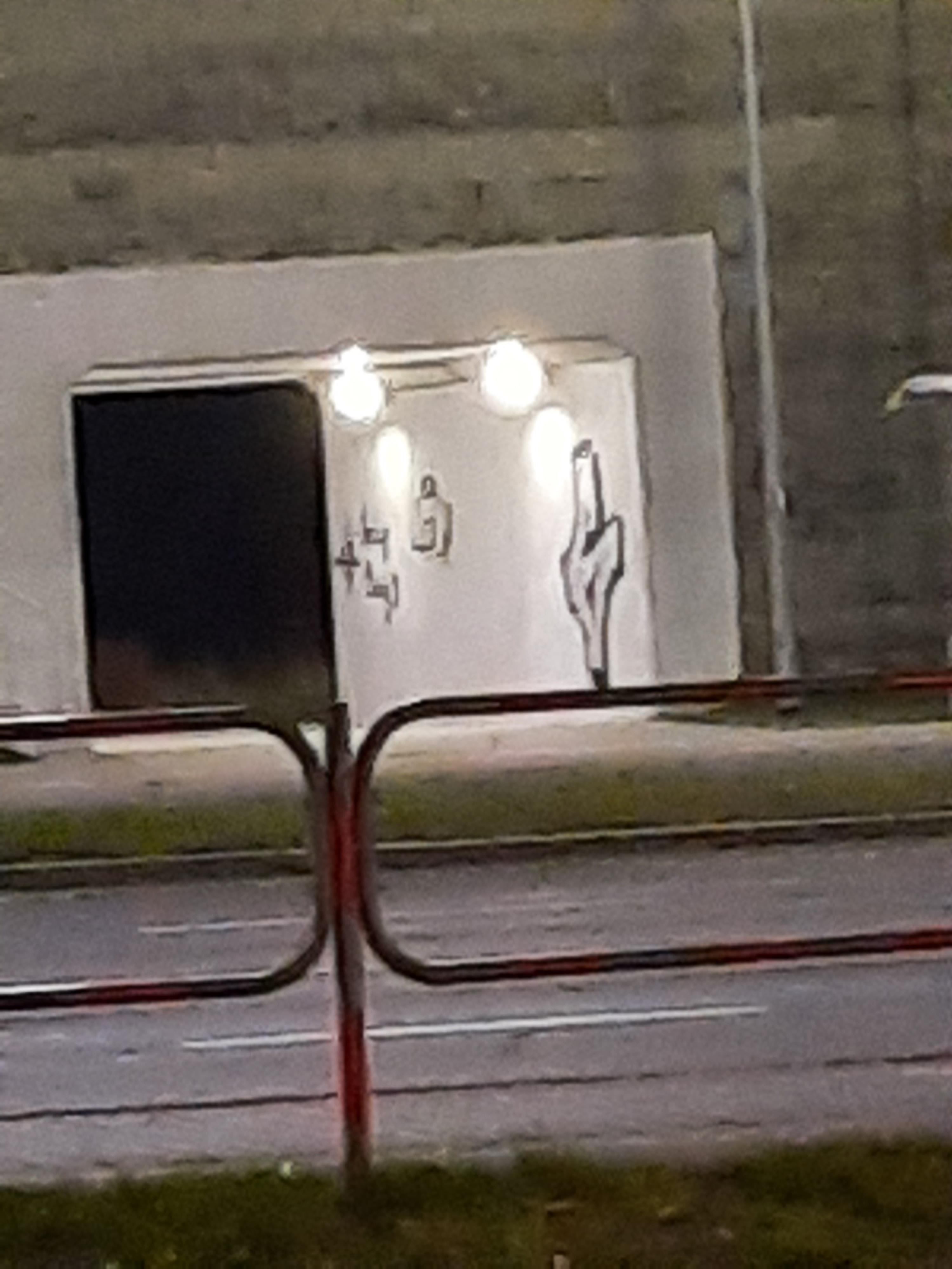 Zdjęcie przed zamalowaniem