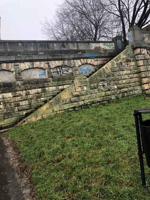 Zdjęcie przed zamalowaniem