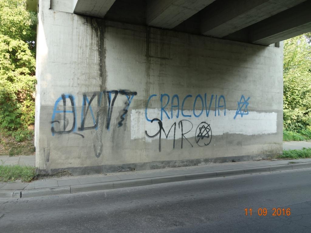 Zdjęcie przed zamalowaniem