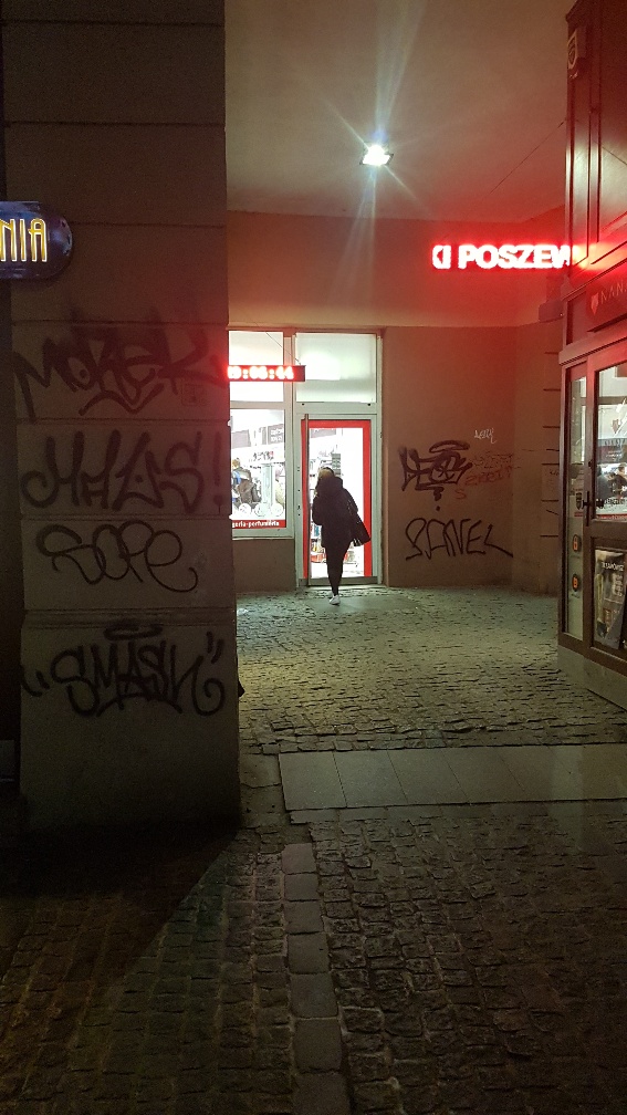 Zdjęcie przed zamalowaniem