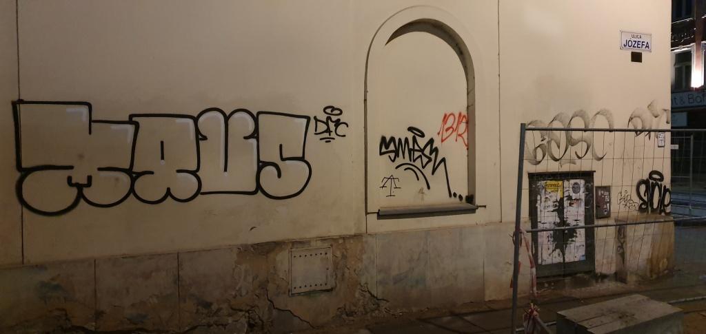 Zdjęcie przed zamalowaniem