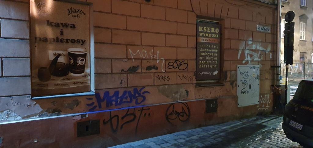 Zdjęcie przed zamalowaniem