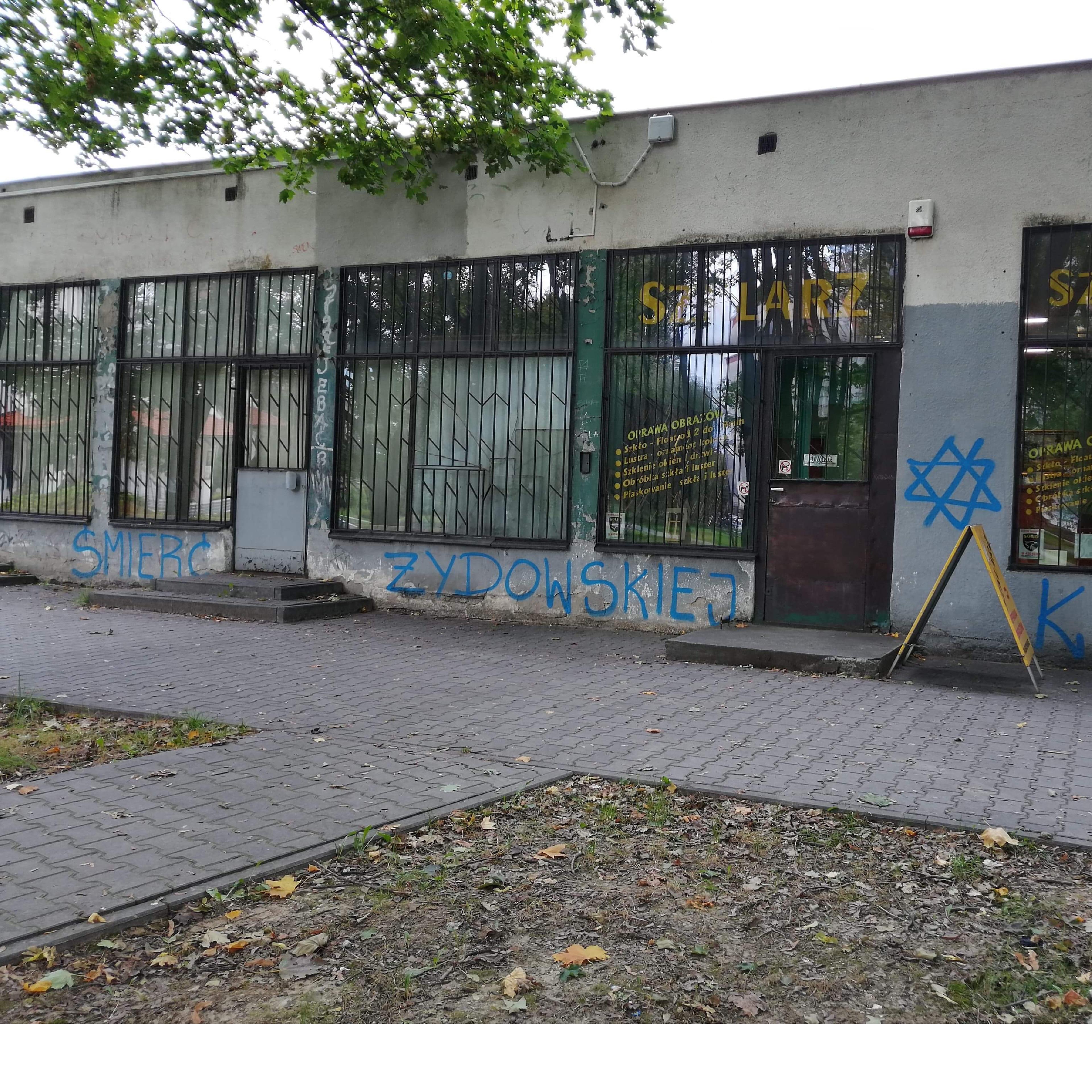 Zdjęcie przed zamalowaniem