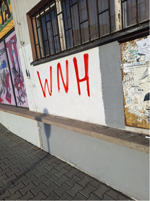 Zdjęcie przed zamalowaniem