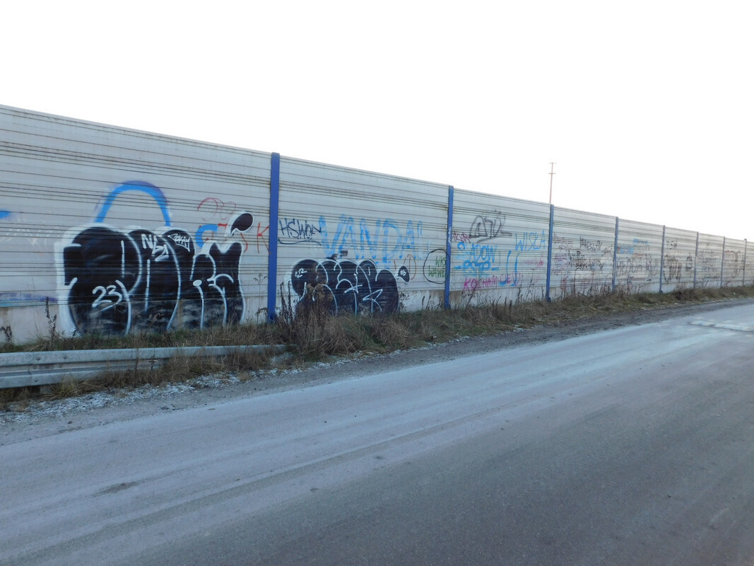 Zdjęcie przed zamalowaniem