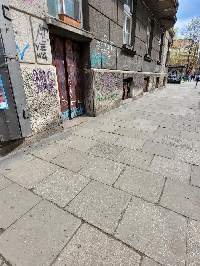 Zdjęcie przed zamalowaniem