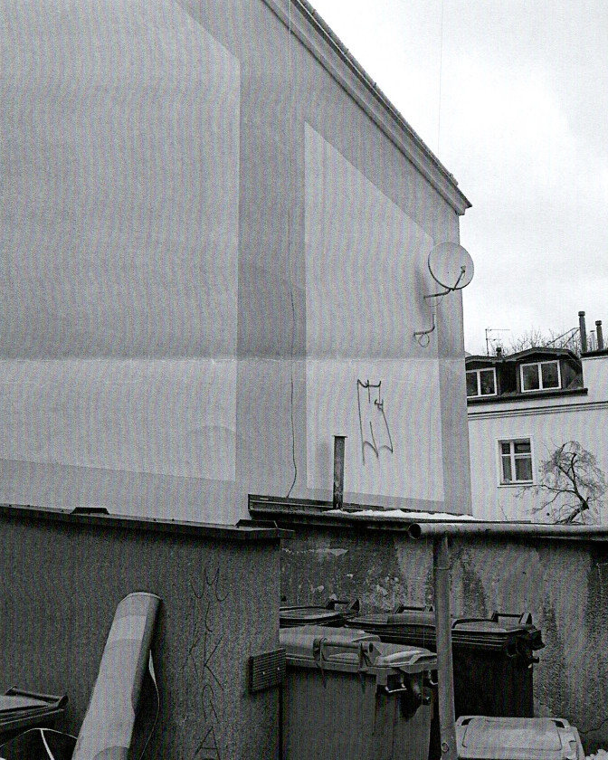 Zdjęcie przed zamalowaniem