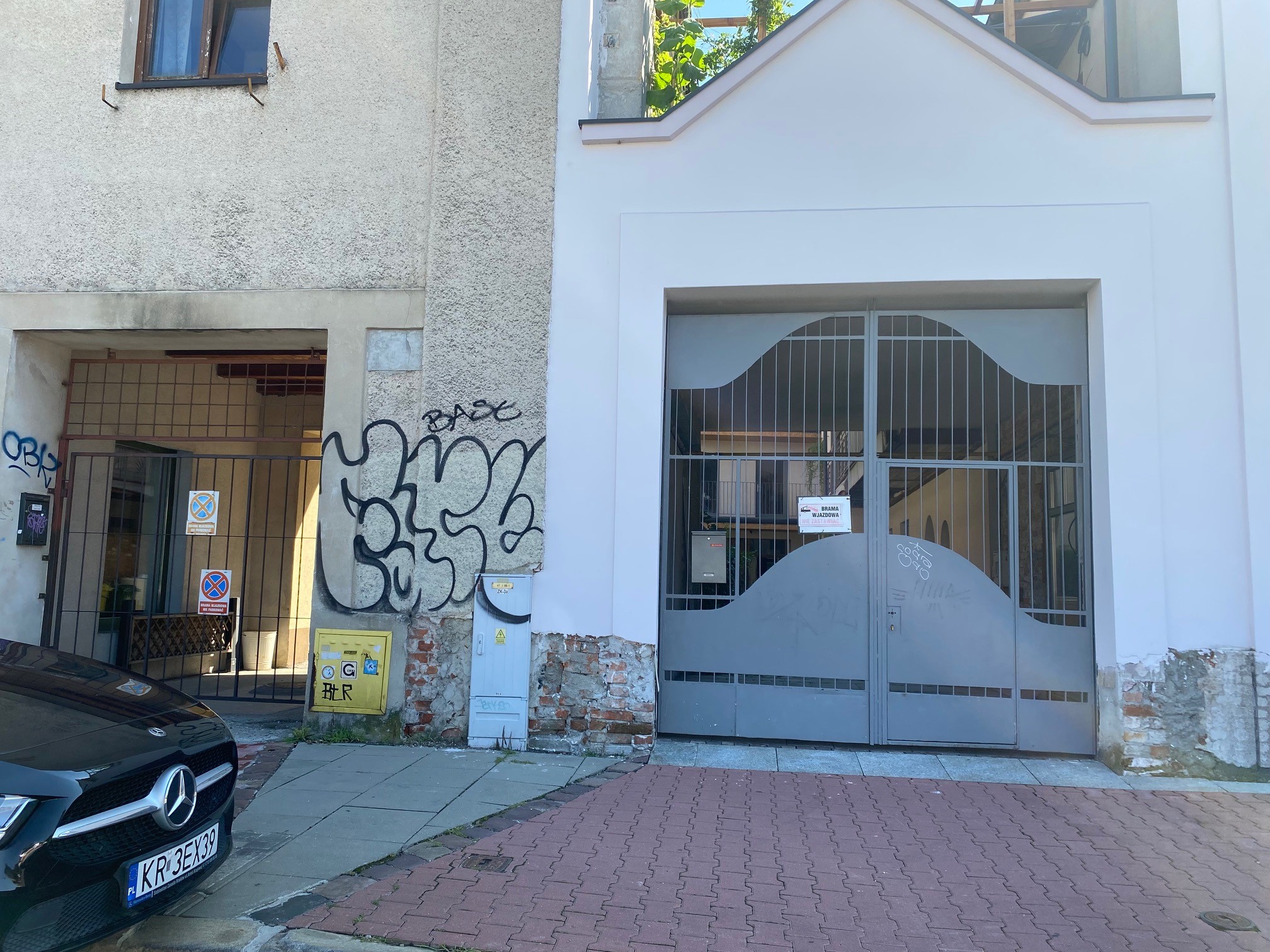 Zdjęcie przed zamalowaniem