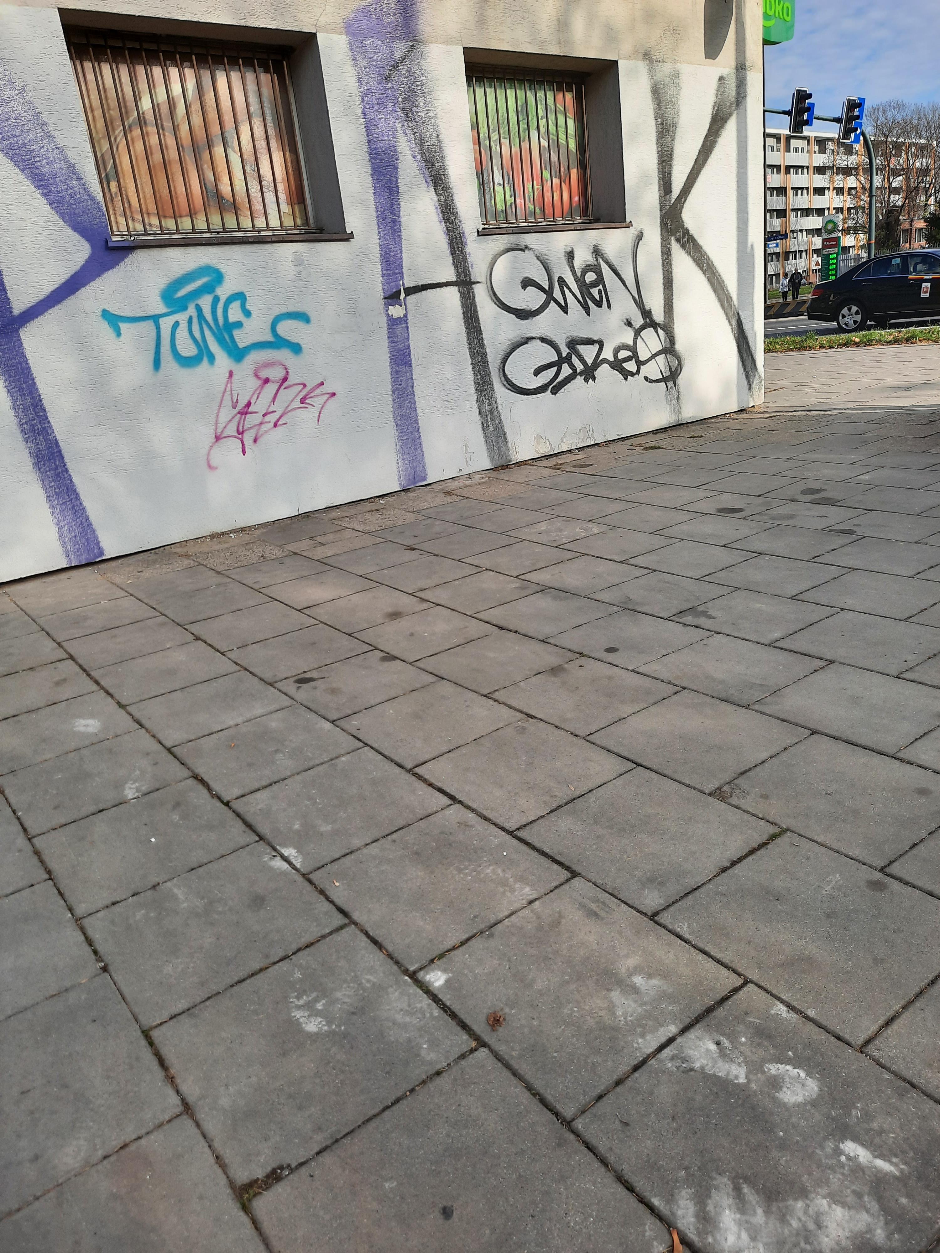 Zdjęcie przed zamalowaniem