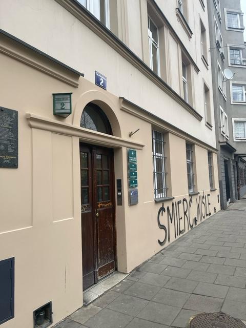 Zdjęcie przed zamalowaniem