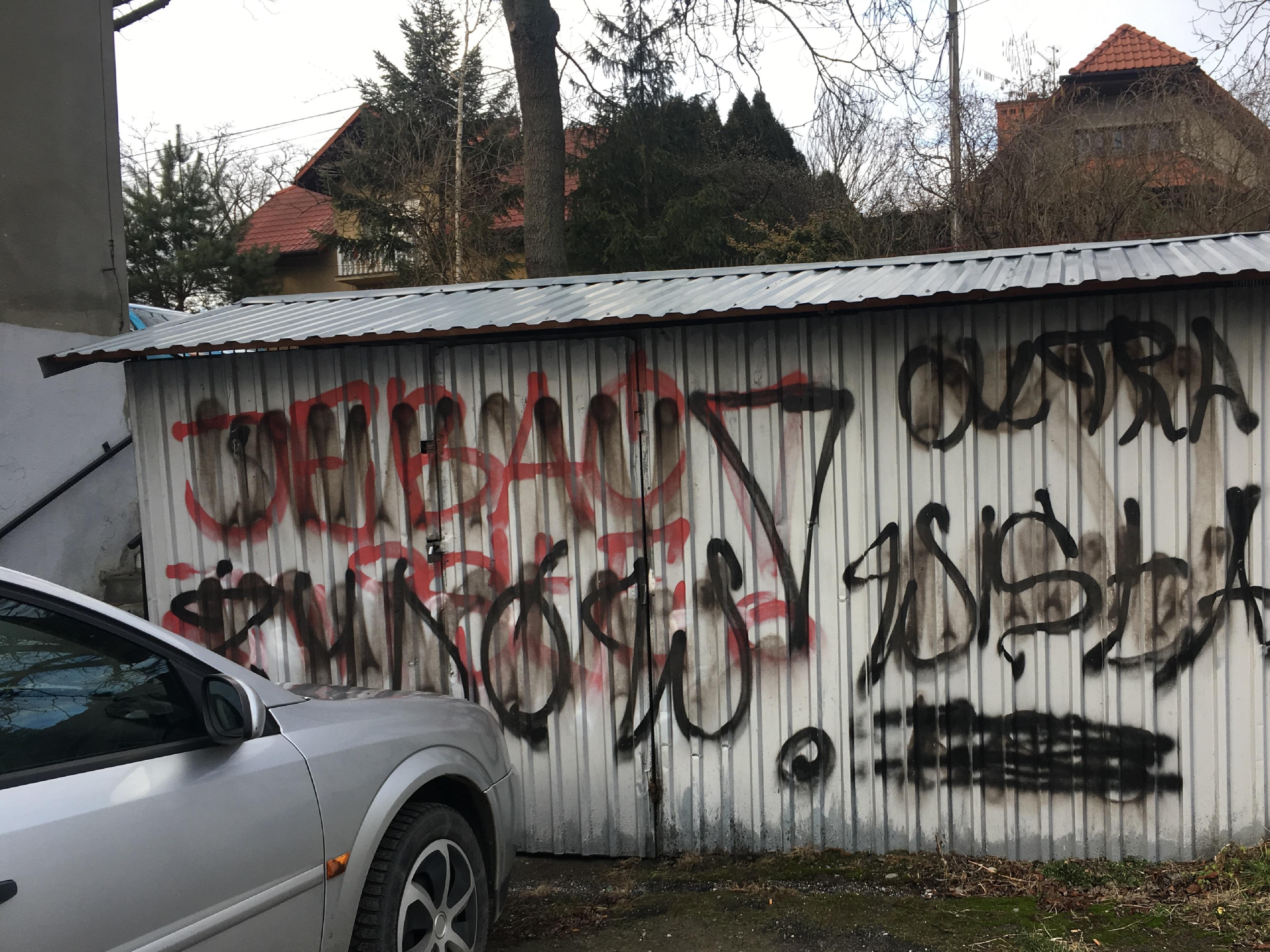 Zdjęcie przed zamalowaniem