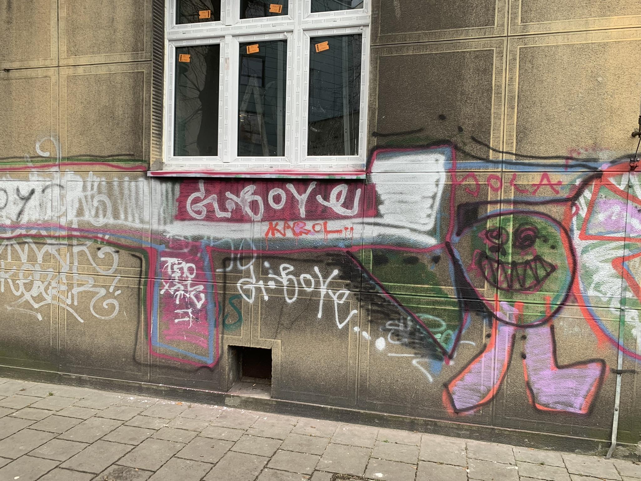 Zdjęcie przed zamalowaniem