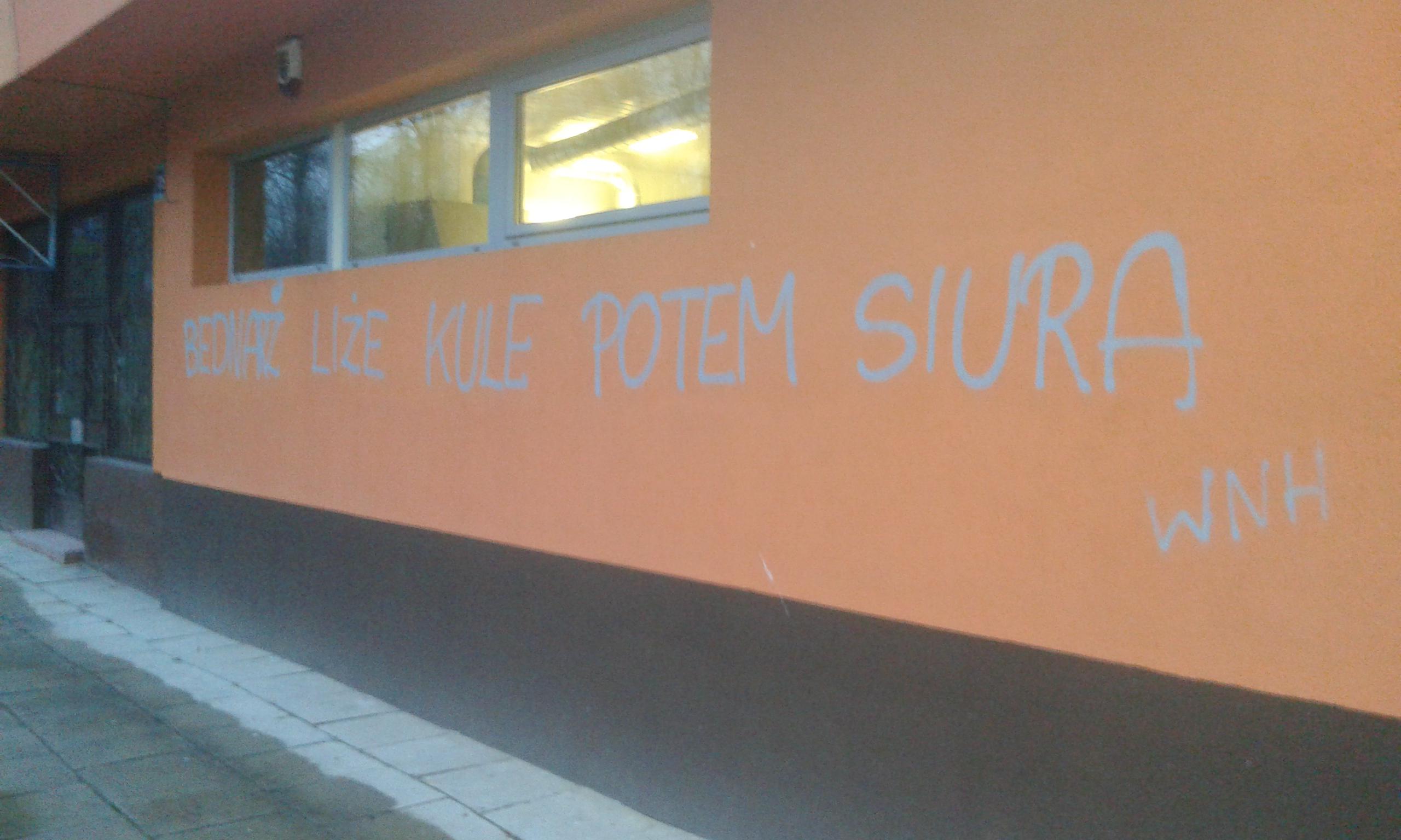 Zdjęcie przed zamalowaniem