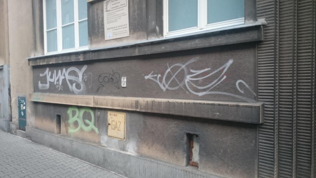 Zdjęcie przed zamalowaniem