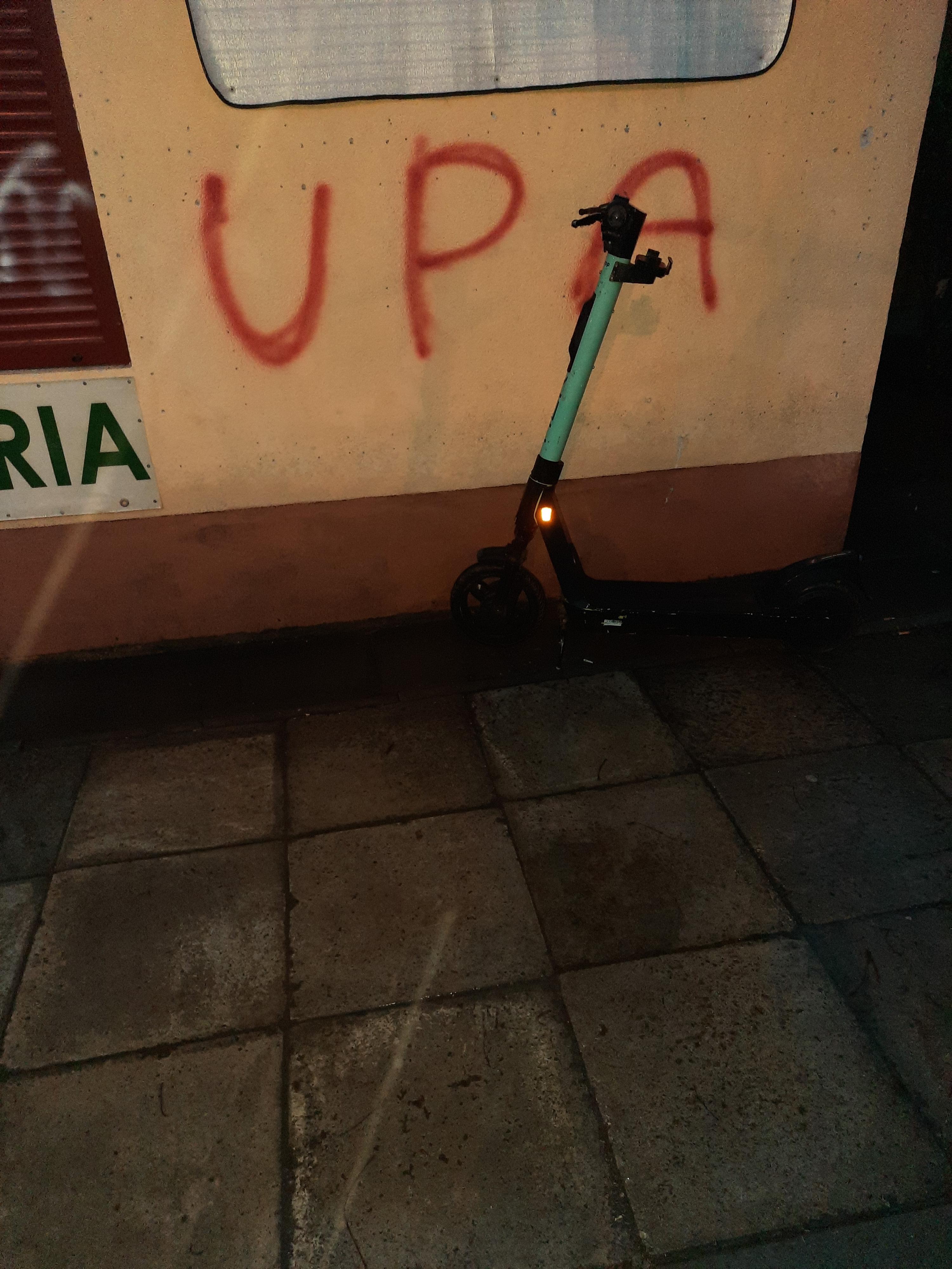 Zdjęcie przed zamalowaniem