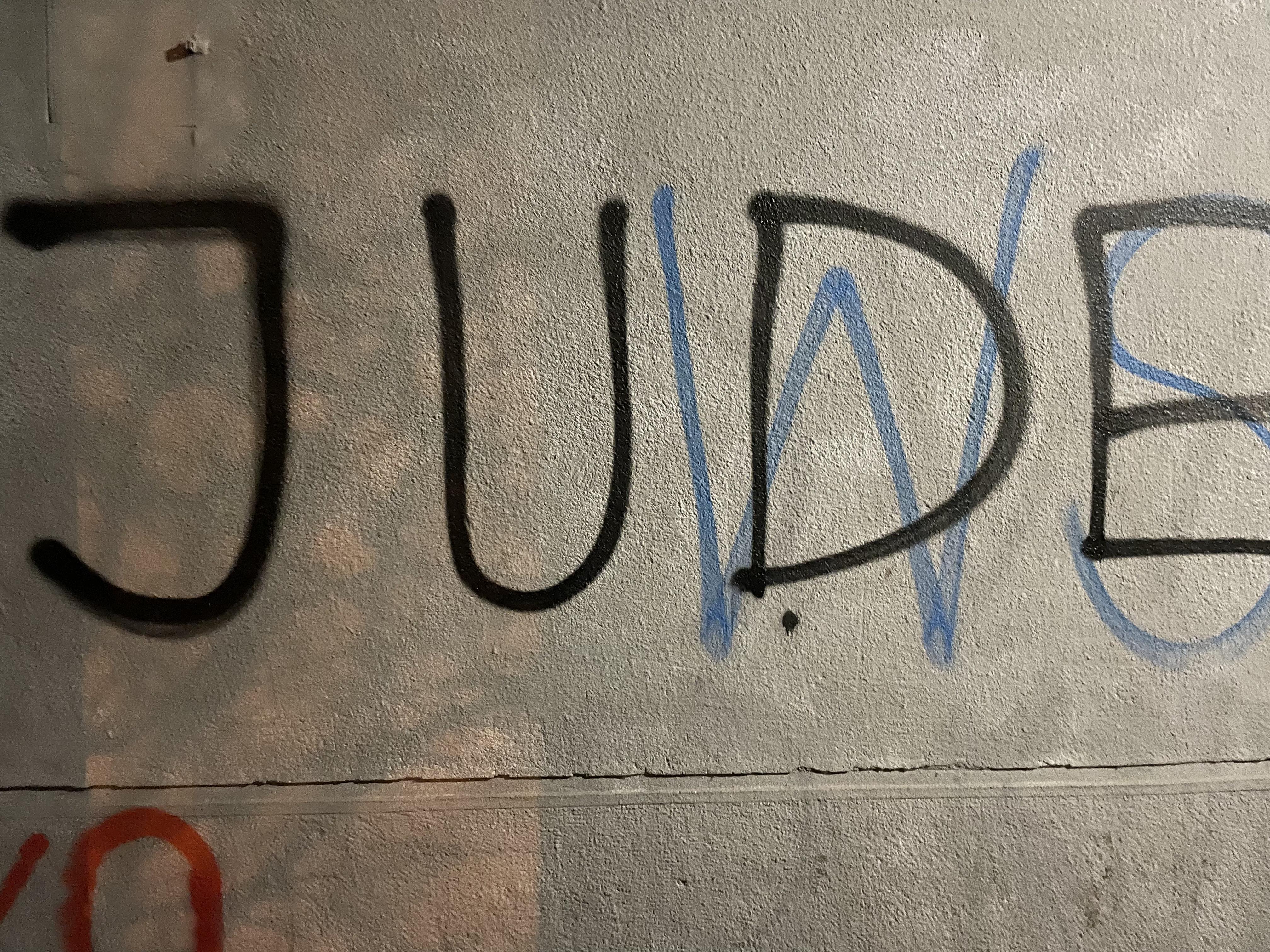 Zdjęcie przed zamalowaniem