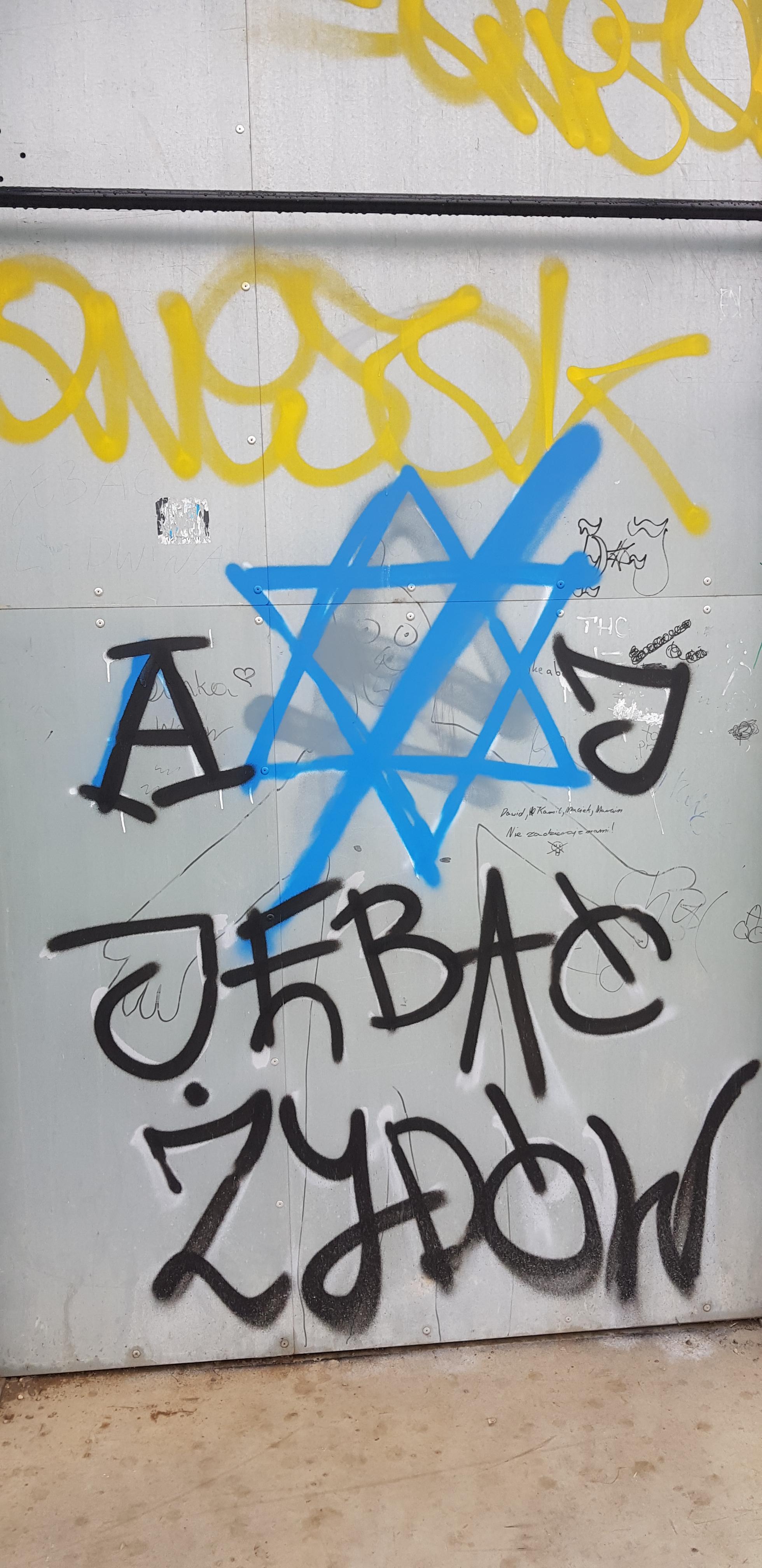 Zdjęcie przed zamalowaniem