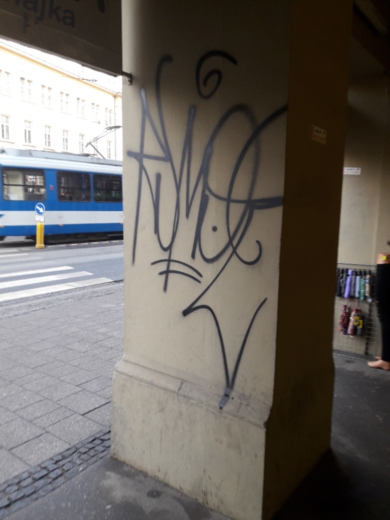 Zdjęcie przed zamalowaniem