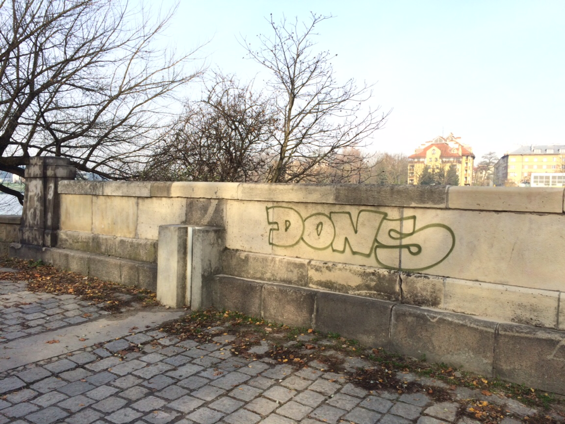 Zdjęcie przed zamalowaniem