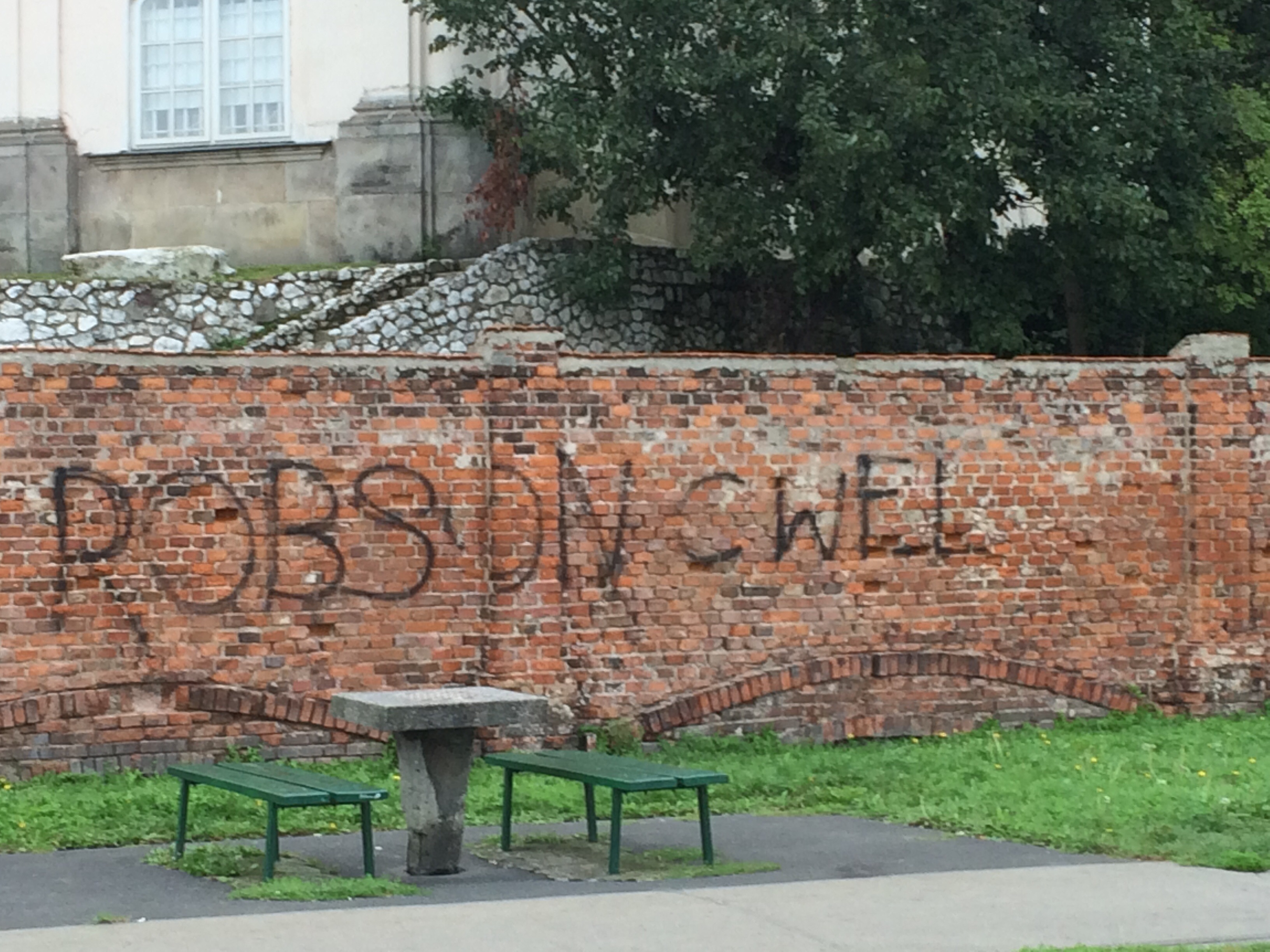 Zdjęcie przed zamalowaniem