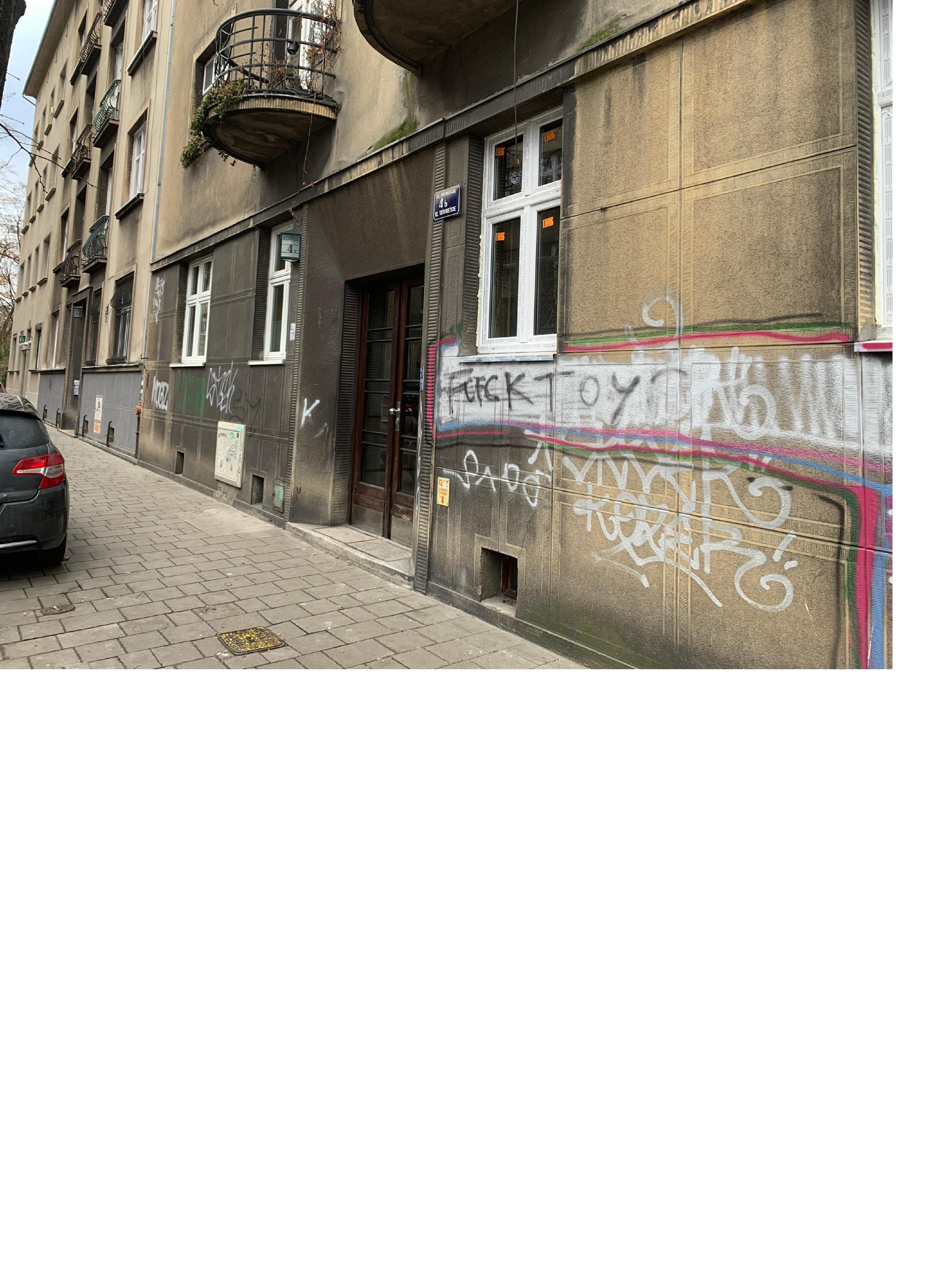 Zdjęcie przed zamalowaniem