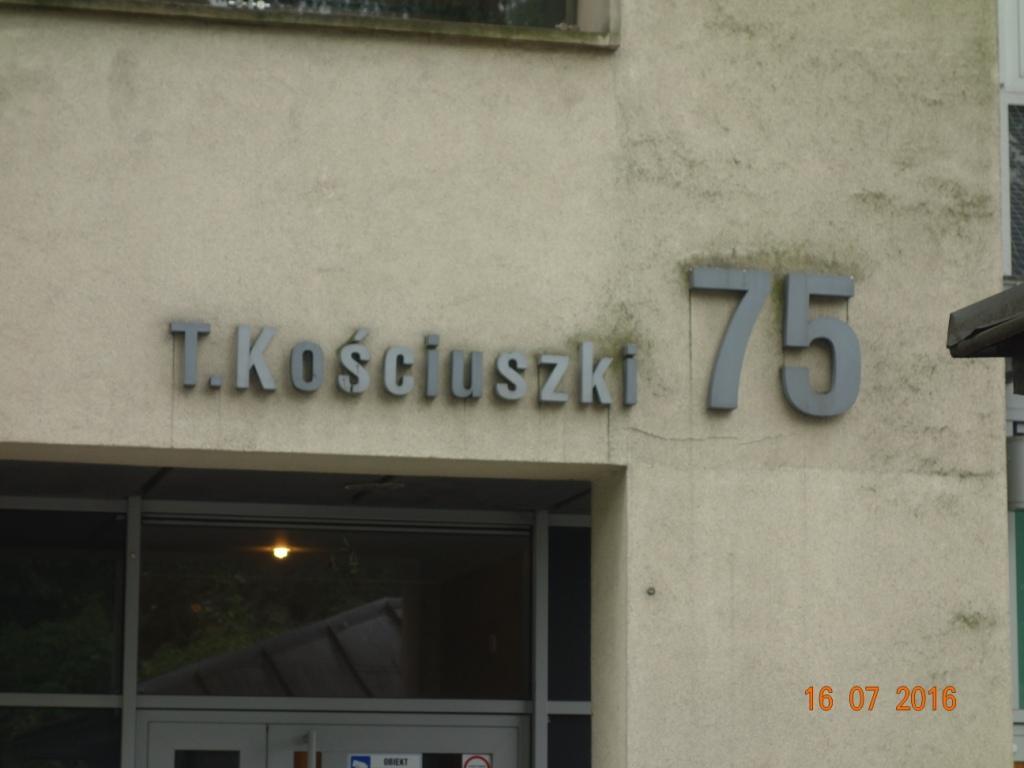 Zdjęcie przed zamalowaniem